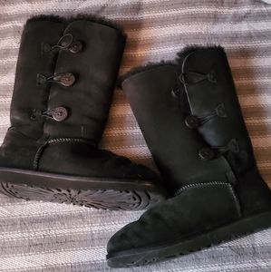 Black Triple Bailey Button Uggs